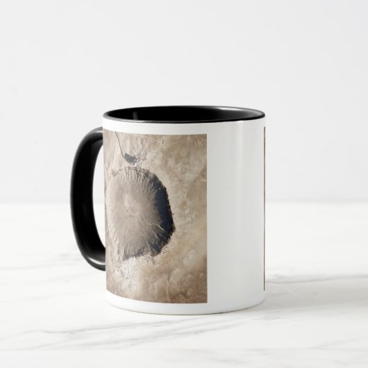 Ein meteoriter Aufprallkrater Tasse (Vorderseite Links)