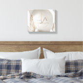 ein minimalistisches und designbewusstes Logo über Leinwanddruck (Insitu (Schlafzimmer))