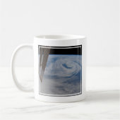 Ein mittelatlantisches Tiefdrucksystem. Kaffeetasse (Links)