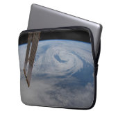 Ein mittelatlantisches Tiefdrucksystem. Laptopschutzhülle (Vorderseite Links)