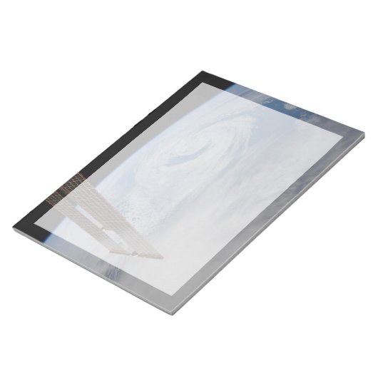 Ein mittelatlantisches Tiefdrucksystem. Notizblock (angewinkelt)