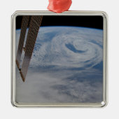 Ein mittelatlantisches Tiefdrucksystem. Ornament Aus Metall (Vorne)