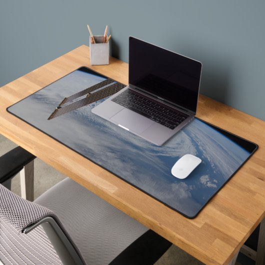 Ein mittelatlantisches Tiefdrucksystem. Schreibtischunterlage (Büro 2)