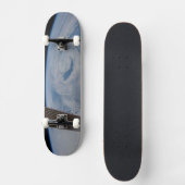 Ein mittelatlantisches Tiefdrucksystem. Skateboard (Vorderseite)