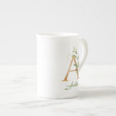 Ein monogramm-Grüner Eukalyptus-Glitzer Porzellantasse (Vorderseite Rechts)