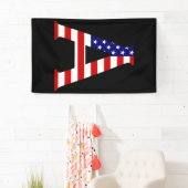 Ein Monogramm überlagerte sich auf der Flagge der  Banner (Insitu)