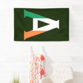 Ein Monogramm überlagerte sich auf irischer Flagge Banner (Insitu)