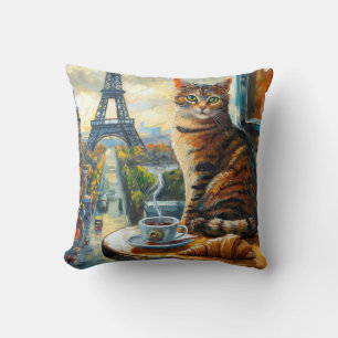 Ein Morgen in Paris   Getigelte Katze im Café Kissen