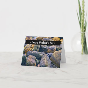 ein Muster aus kleinen, runden Steinen  Karte