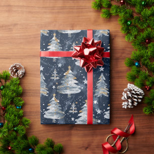 Ein Muster von Bäumen und Sternen auf dunkelblauem Geschenkpapier