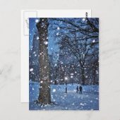 Ein nächtlicher Spaziergang durch den Winterschnee Postkarte (Vorne/Hinten)