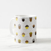 Ein nahtloses Muster. Dekoration der Herbstfläche Kaffeetasse (Vorderseite Links)