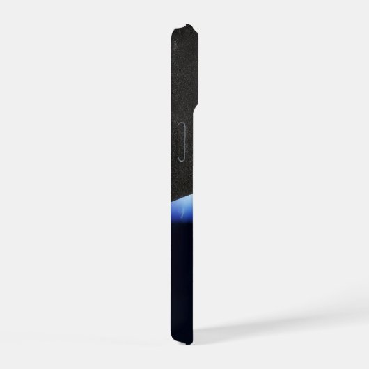 Ein Neptun ist ein winziges Mondlager. iPhone 15 Hülle (Rechte Seite)