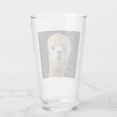 Ein niedlich flauschiges Alpaca-Gesicht Glas (Rückseite)