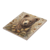Ein Niedlicher Bär im Wald Fliese (Seite)