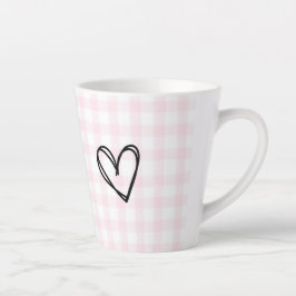 Ein niedlicher Hund, der latte Tasse liebt