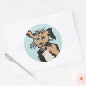 Ein Niedlicher Hund mit blauen Welpenaugen Runder Aufkleber (Umschlag)