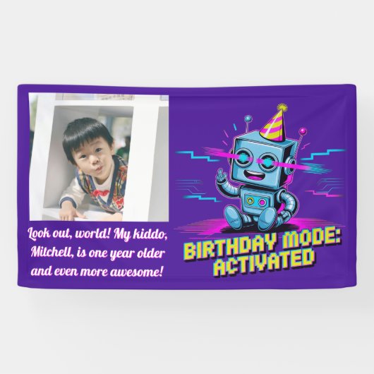 Ein Niedlicher Roboter, der zum Geburtstag aktivie Banner (Horizontal)