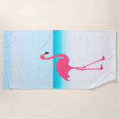 Ein niedlicher rosa Flamingo auf dem Strand Strandtuch (Vorderseite)