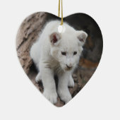 Ein niedlicher, weißer Löwe Keramik Ornament (Rechts)