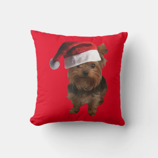 Ein Niedlicher Yorki mit einem Weihnachtshut Kissen