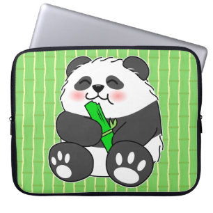 Ein Niedliches Baby Panda, das Bamboo Stalk isst Laptopschutzhülle