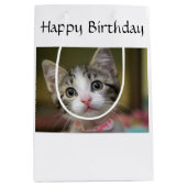 Ein niedliches Kätzchen mit grünen Augen Mittlere Geschenktüte (Vorderseite)