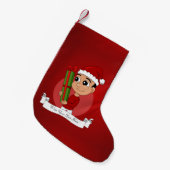 Ein niedliches Kleinkind, das ein Weihnachtsgesche Kleiner Weihnachtsstrumpf (Vorderansicht (hängend))