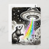 Ein Opossum und ein UFO Postkarte (Vorne/Hinten)