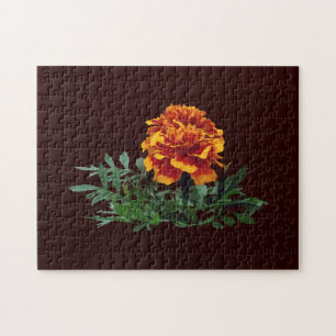 Ein orangefarbenes Marigold mit gelben Tipps Puzzle