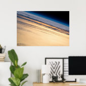 Ein Orbital Sunset von der Küste von Baja Kaliforn Poster (Heimbüro)