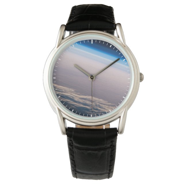 Ein orbitaler Sonnenuntergang vor der Küste von Ca Armbanduhr (Vorderseite)