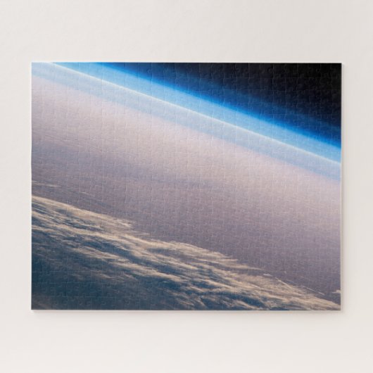 Ein orbitaler Sonnenuntergang vor der Küste von Ca Puzzle (Horizontal)