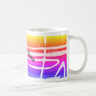 Ein originelles abstraktes Design auf einer klassi Kaffeetasse