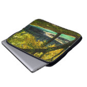 Ein Ort unter dem Schattenbaum Laptopschutzhülle (Vorne Knopf)