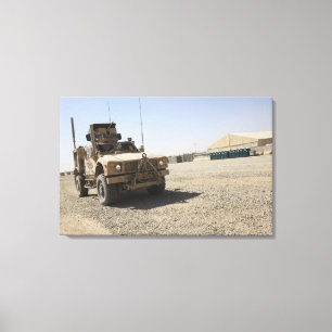 Ein Oshkosh M-ATV 2 Leinwanddruck