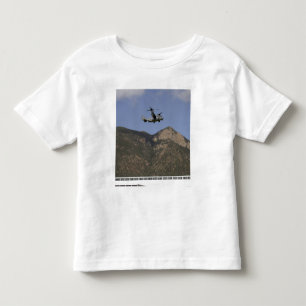 Ein Osprey CV-22 Kleinkind T-shirt