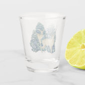 Ein Paar Hirsche im Winterwald Schnapsglas (Rückseite)
