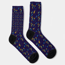 Ein Paar lebhafte kniehohe Socken mit einem farben