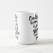 Ein Paar Schuhe kann Ihre Leben-Zitat-Tasse ändern Kaffeetasse (Mittel)