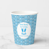 Ein paar Sonnenstrahlen drehen sich einen Geburtst Pappbecher (Vorderseite)