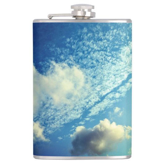 Ein paar vereinzelte Wolken Flachmann (Vorderseite)