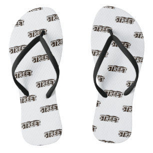 Ein Paar weiße Pantoffeln Badesandalen