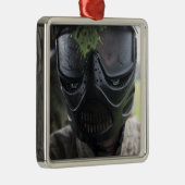 Ein Paintball rund Silbernes Ornament (Rechts)