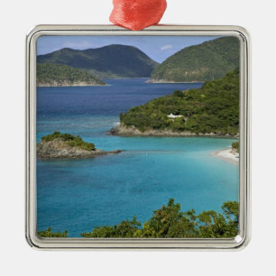 Ein Panorama von Caneel Bay von einer Straße auf S Silbernes Ornament