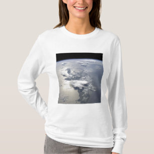 Ein Panoramablick der Insel von Hispaniola T-Shirt