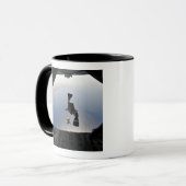 Ein Parareskuemer der US-Luftwaffe springt aus Tasse (Vorderseite Links)