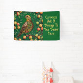 Ein Partridge in einem Birnbaum-Ausschnitt im Stif Banner (InSitu)