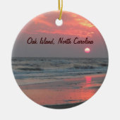 Ein perfekter Sonnenuntergang - Eichen-Insel, NC Keramik Ornament (Vorne)