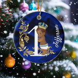Ein Personalisierter Afrikaner erster Geburtstag Keramik Ornament<br><div class="desc">Dieses Design entstand durch digitale Kunst, es kann in dem Bereich personalisiert sein, der durch das Ändern des Fotos oder das Hinzufügen eigener Wörter zur Verfügung gestellt oder angepasst wird. Kontaktieren Sie mich unter colorflowcreations@gmail.com , wenn Sie dieses Design für ein anderes Produkt haben möchten. Sehen Sie mehr meiner Kreationen...</div>